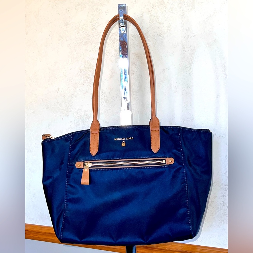 Michael Kors Kelsey Tote